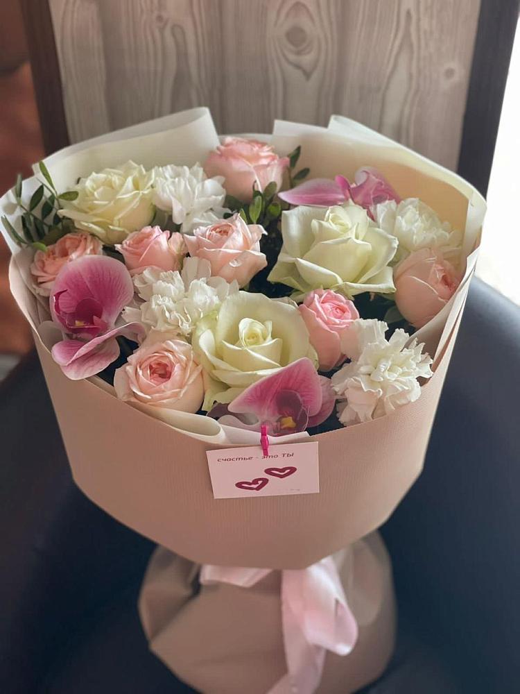 Букет цветов из: Орхидеи, Розы и Гвоздики в Посёлок санатория «Подмосковье»