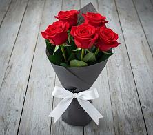 Букет 5 Красных роз Эдлесс Лав в Посёлок санатория «Подмосковье»