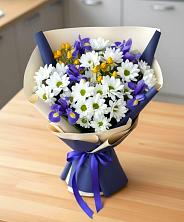 Букет цветов из:  Розы, Ирисы и Хризантемы в Посёлок санатория «Подмосковье»